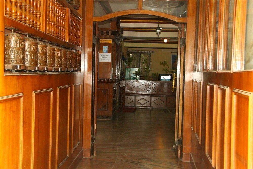 Shree Tibet Family Guest House Катманду Экстерьер фото